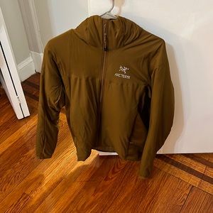 Mens Arc’teryx Atom LT - Medium